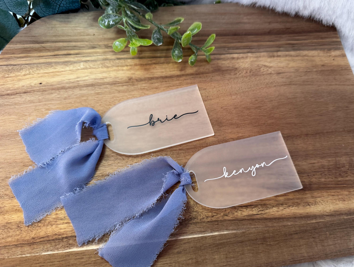 Wedding Table Name Place Cards / Acrylic Name Place Settings / Personalised Wedding Decor / Frosted Acrylic