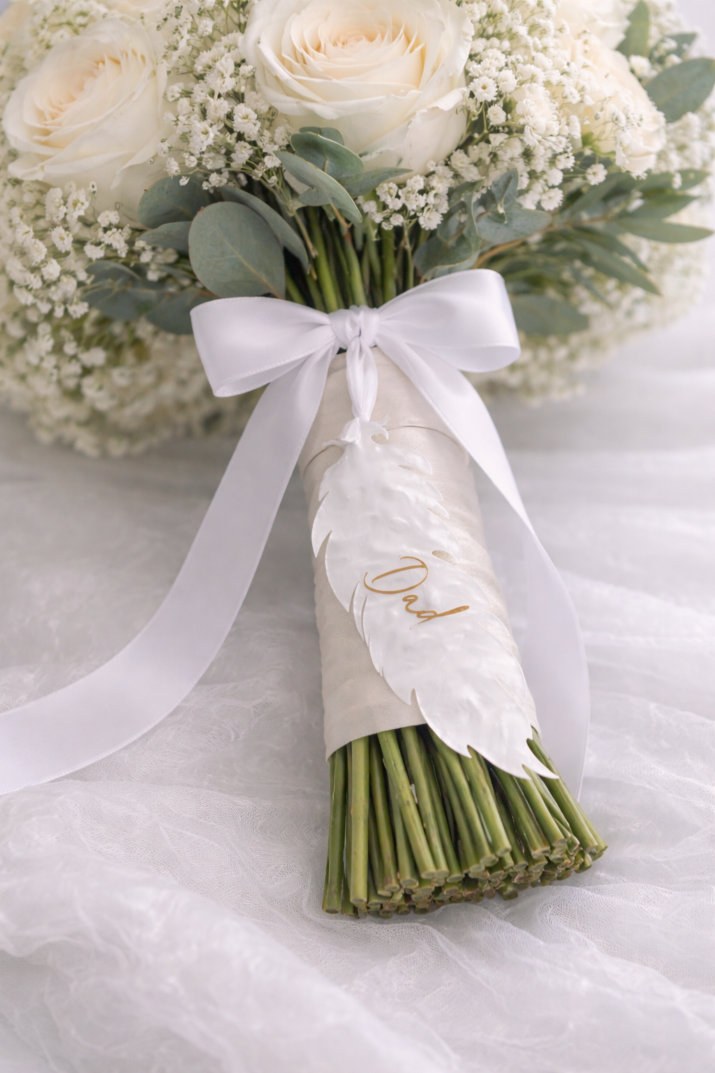 Personalised Tie-On Feather – Wedding Keepsake
